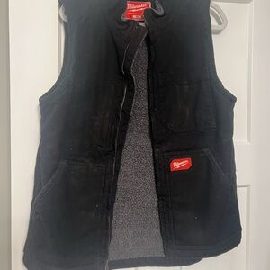 Milwaukee black vest - mens small